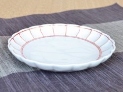 画像2: 【有田焼】赤絵ふちどり線 菊割５寸皿