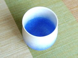 画像3: 【有田焼】藍染水滴（小） 湯呑（馬場真右エ門窯/木箱付）
