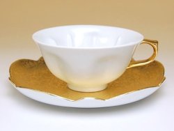 画像2: 【有田焼】白磁金箔　桜ティーカップ碗皿