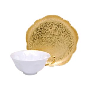 画像: 【有田焼】白磁金箔　桜ティーカップ碗皿