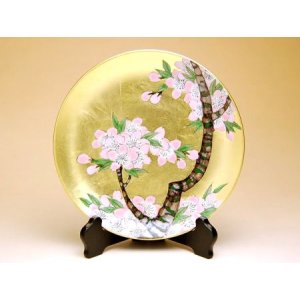 画像: 【有田焼】金襴手（金箔）桜　６寸飾皿（19cm）（皿立 / 木箱付）