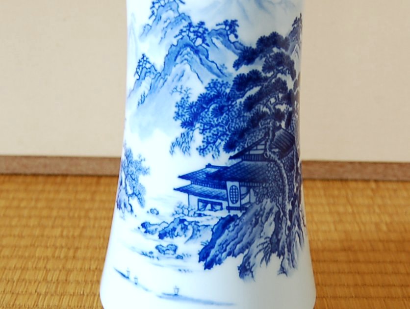 画像2: 【有田焼】山水 杵型花瓶（化粧箱入）