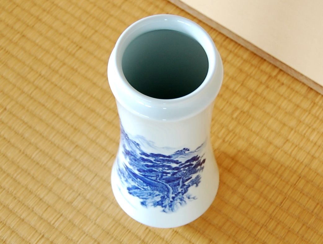 画像3: 【有田焼】山水 杵型花瓶（化粧箱入）