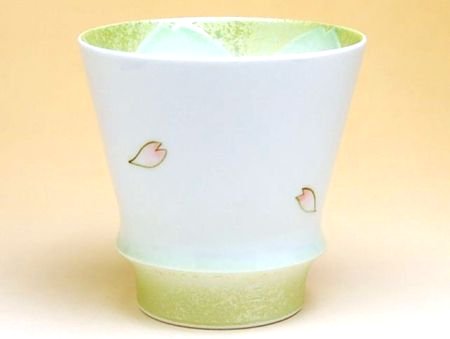 画像2: 【有田焼 / 焼酎を美味しく飲む究極の器】舞さくら（グリーン）至高の焼酎グラス