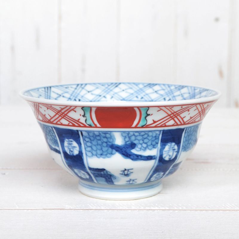 画像2: 【有田焼】染錦寿紋割山水 茶碗