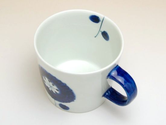 画像2: 【有田焼】大輪花（青）　マグカップ